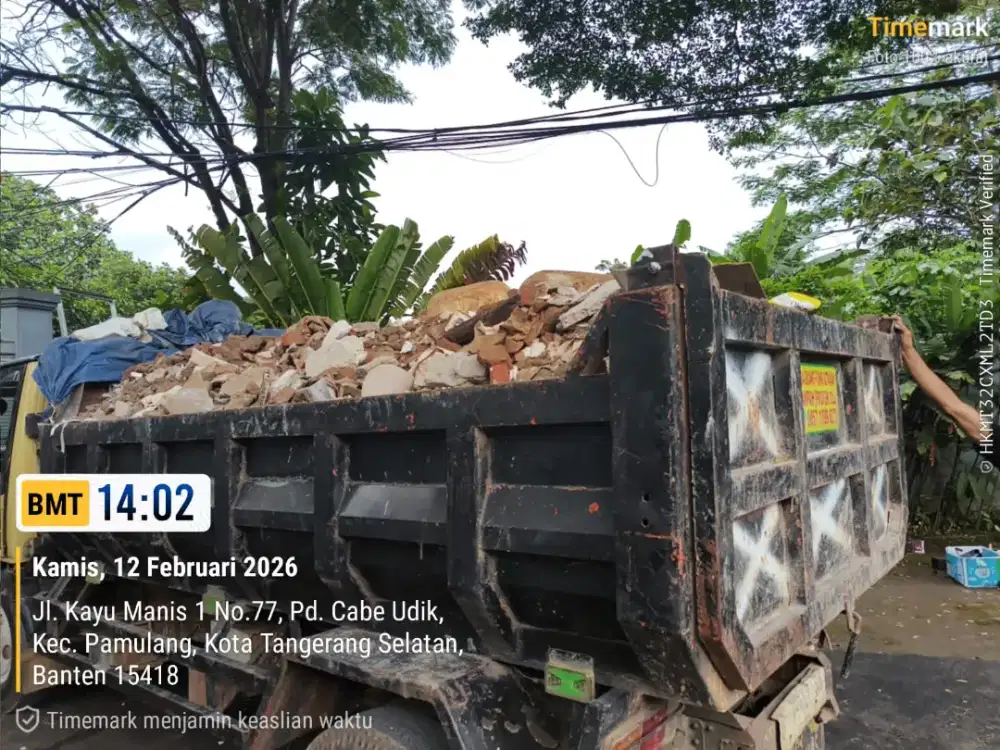 Jasa buang puing dan sampah