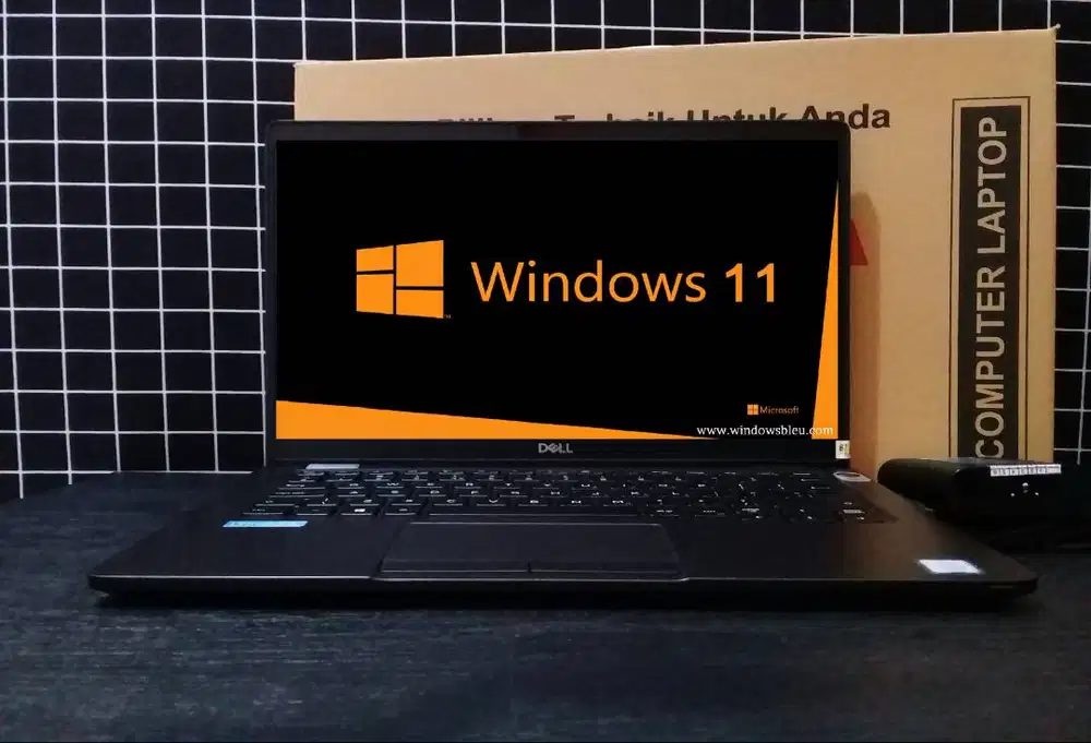 Laptop TouchScreen Core i5 Gen8 Fulzet original mulus segel all normal