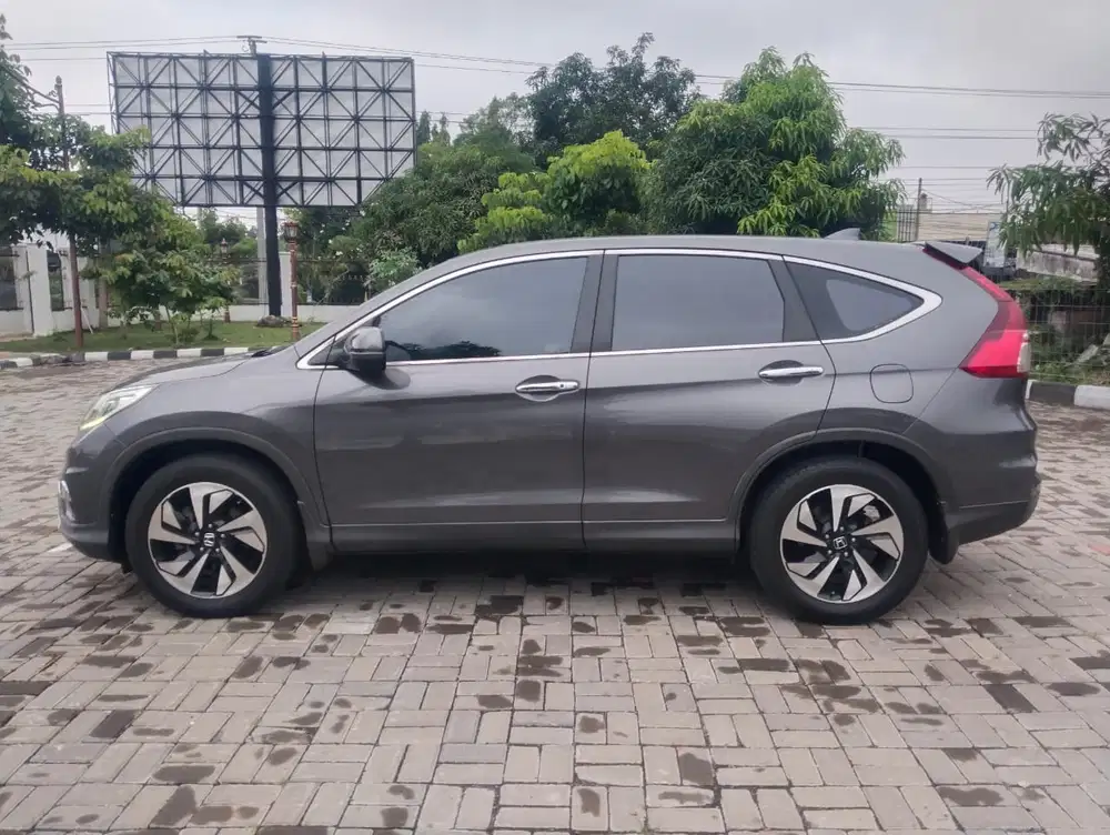 Honda CR-V 2015 Bensin