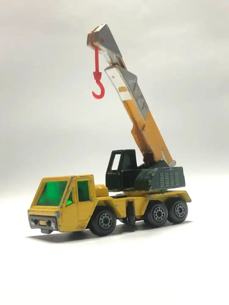 Matchbox Crane Truck Superfast No. 49 Lesney England 1976 Kuning RARE