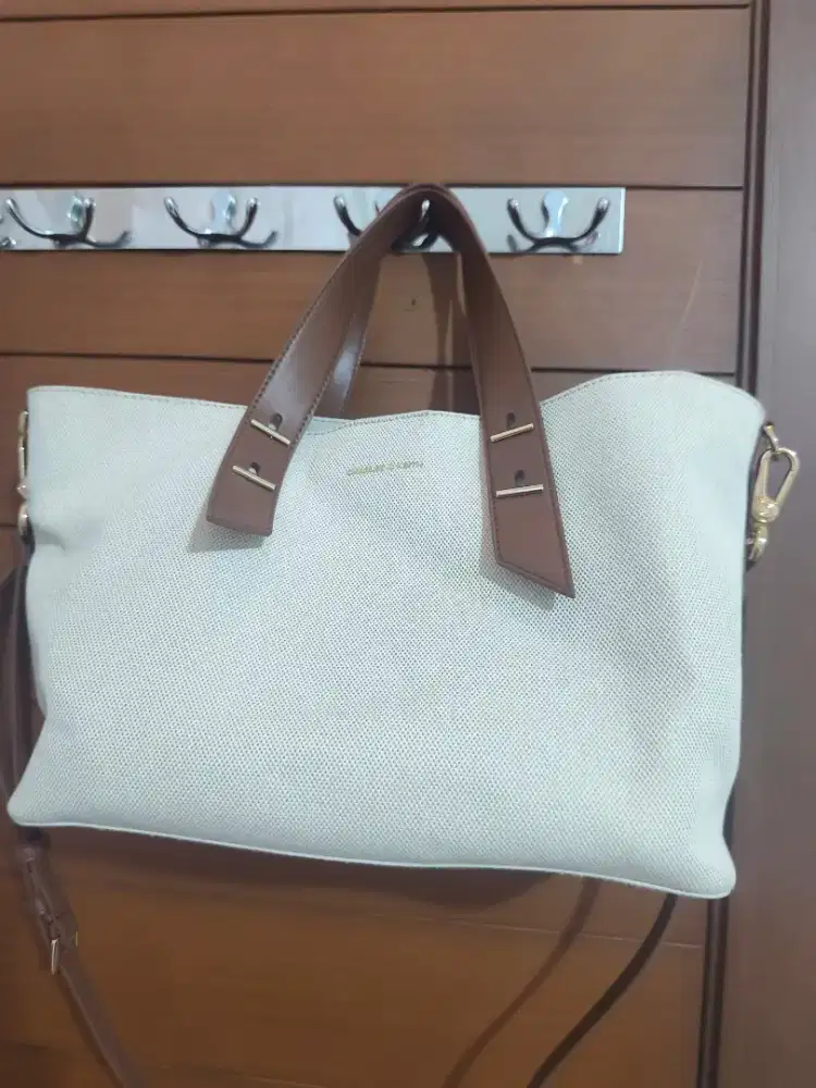 TAS  CALVIN KLIEIN ORIGINAL LIKE NEW