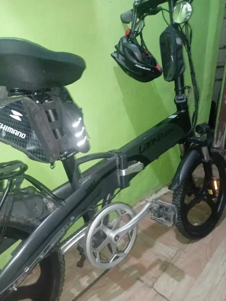 Lankeleisi sepeda lipat listrik