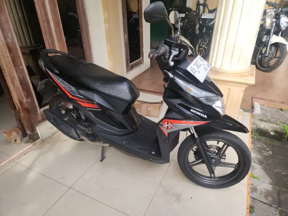 Beat eco hitam 2018 Gbm bisa tunai kredit