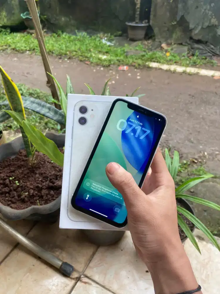 iPhone 11 64gb inter