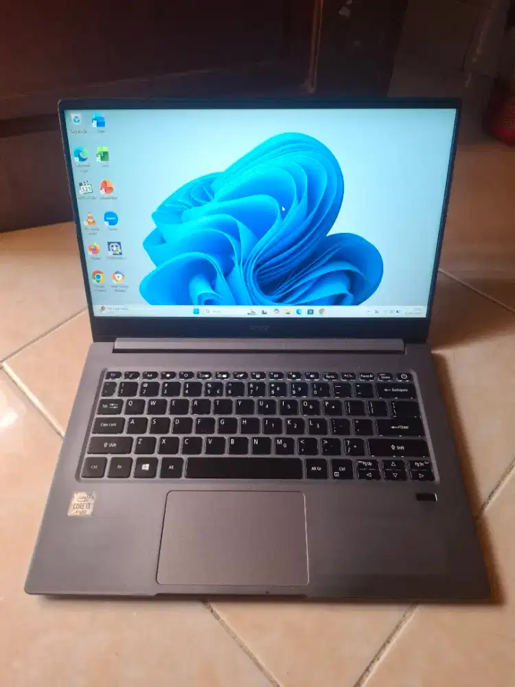 Laptop Second Acer Swift SF314-57 Core i3 Gen 10