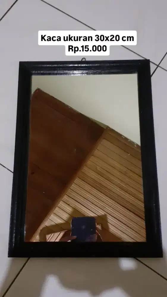 Kaca ukuran 30x20 cm