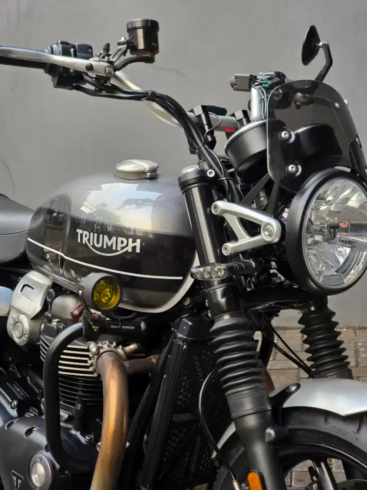 Moge Clasic Triumph Speed Twin 1200 th 2020 Modif Like New Siap Turing