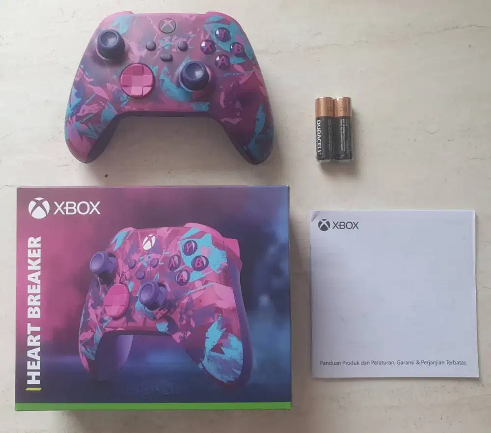Microsoft Xbox Heart Breaker Controller (Purple, Pink, Blue, Ungu)