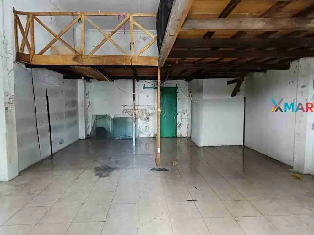 Disewakan ruang usaha tengah kota Singosaren Surakarta