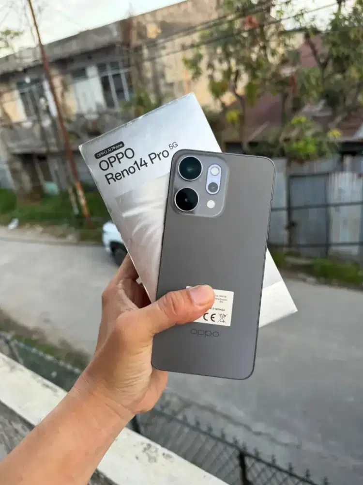 Oppo Reno 14 Pro 5G 12/512 Garansi Resmi Agustus 2026