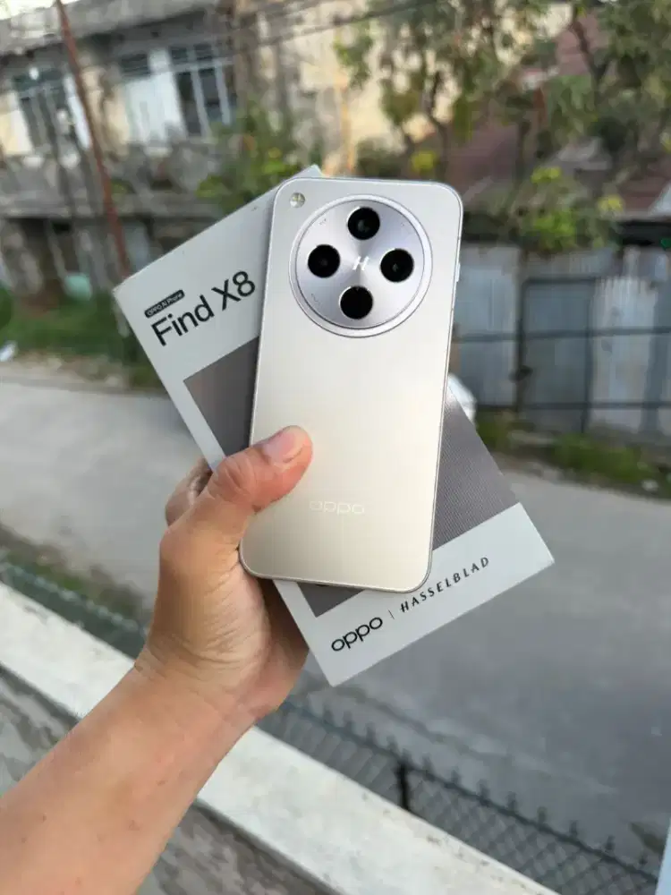 Oppo Find X8 5G Hasselblad 12/256 eks Garansi Resmi