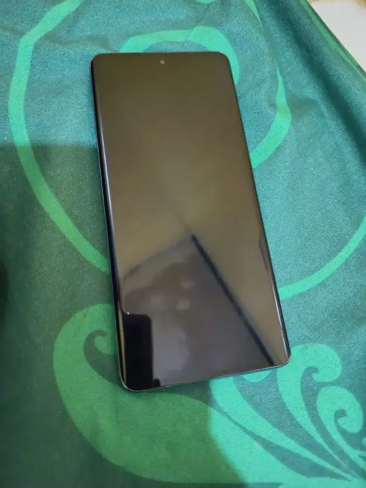 Oppo Reno 10 5g ram 8+4gb Rom 256gb