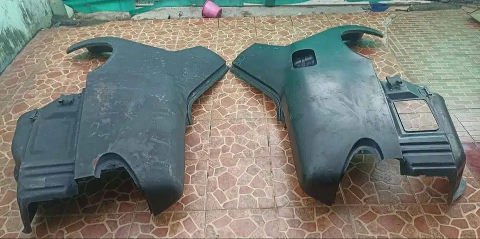 Fender kap mesin kap bagasi mercy w210 nos