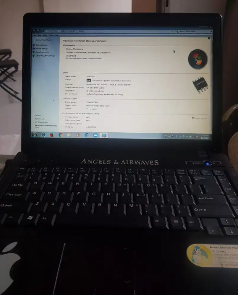 1 set Laptop & Printer
Laptop Axioo
Printer HP 2545