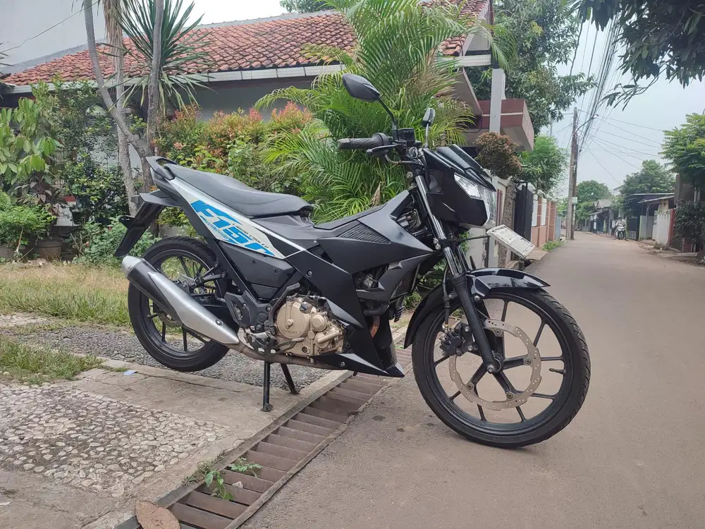 DIJUAL SATRIA FU 150 TAHUN 2016 CAKEP