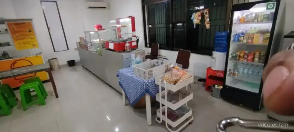 Mencari lowongan kerja di cafe/kantin /warkop atau resto