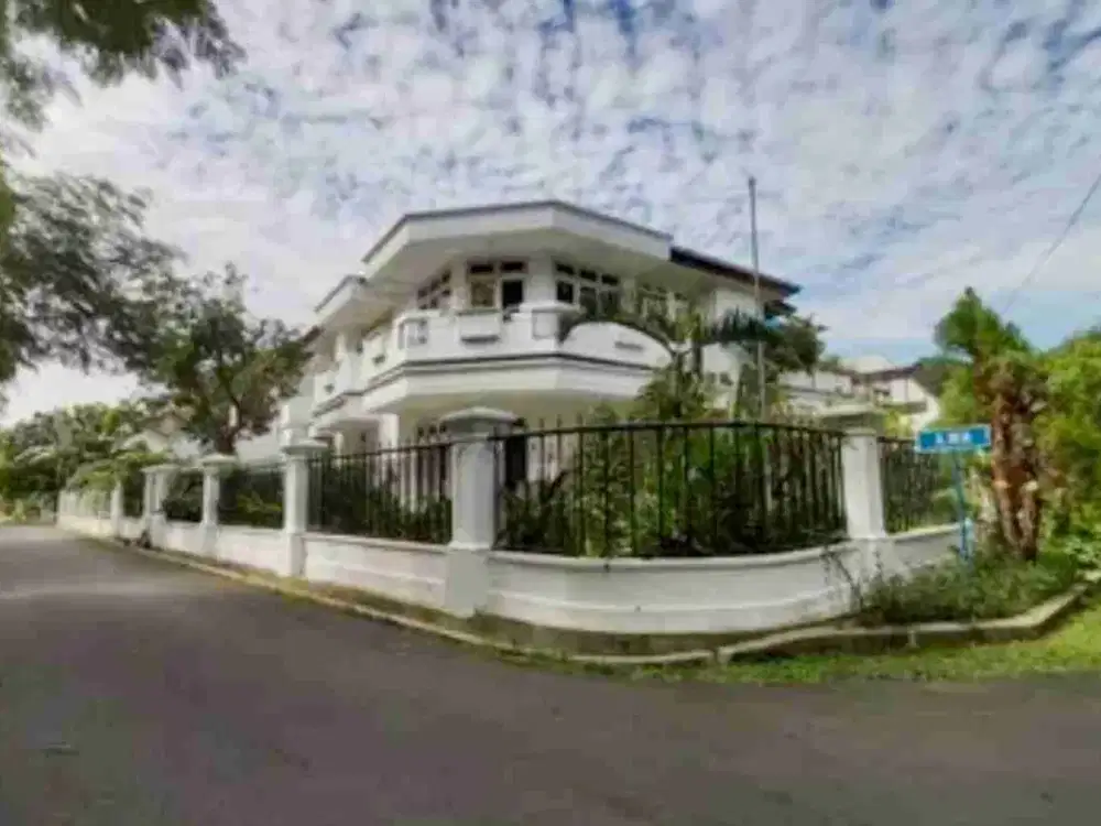 hunian mewah dlm komplek elite Cibubur jkt timur