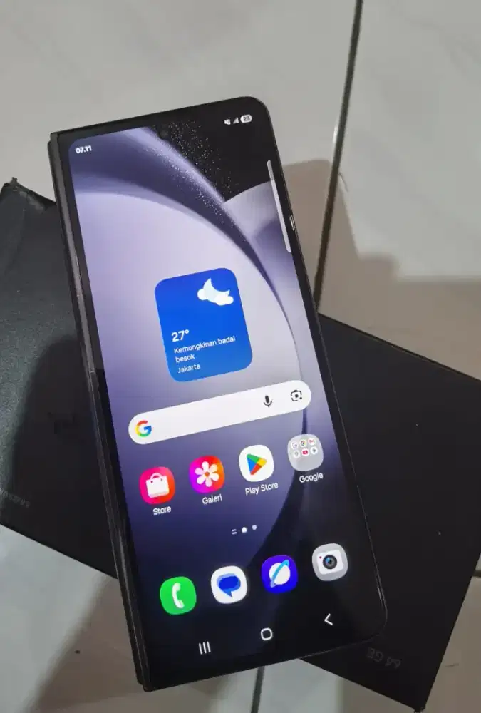 Samsung Z Fold 5