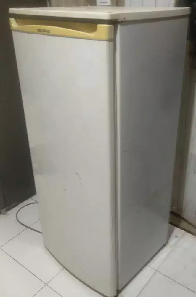 Kulkas 1pintu Fujitex Ori