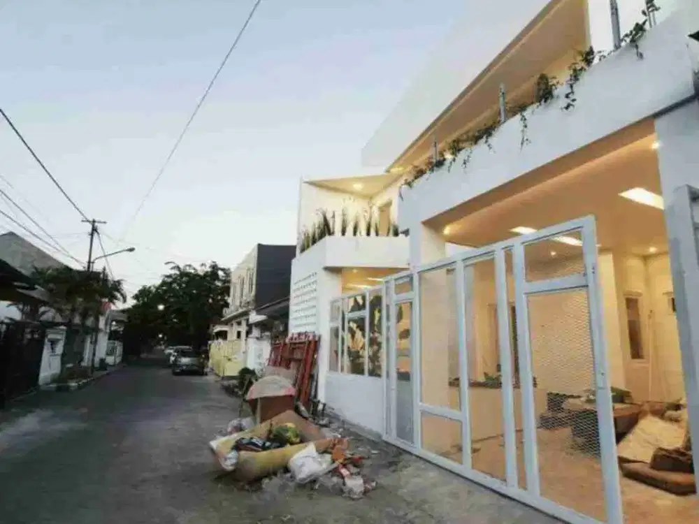 DIJUAL Rumah LUX 2,5 Lantai Simpang Darmo Permai Surabaya BARAT