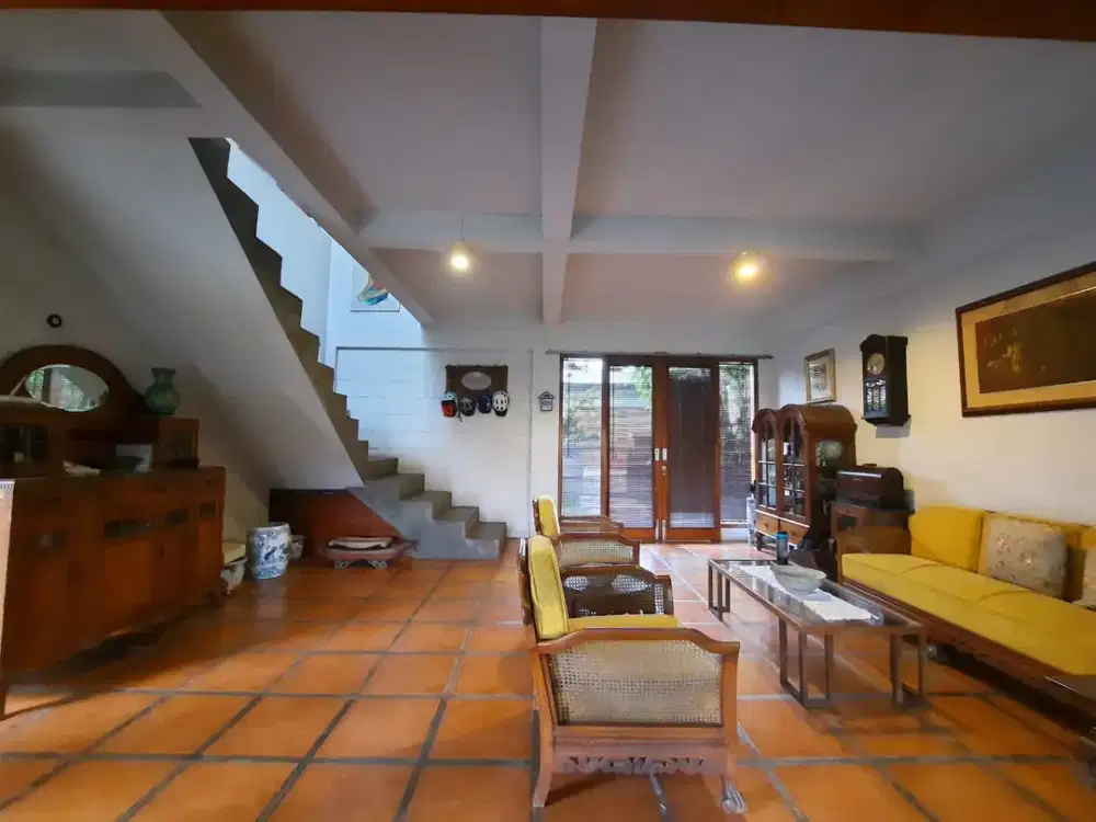 Dijual Rumah Hunian Nyaman Siap Huni Lokasi Strategis di Cigadung Bandung