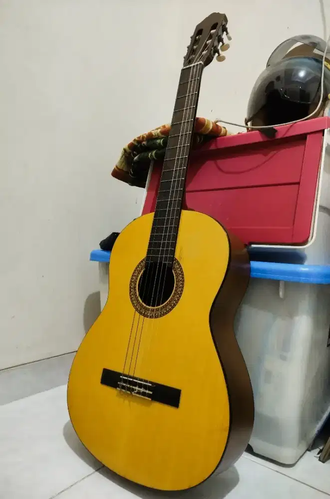 Gitar Yamaha C315 original