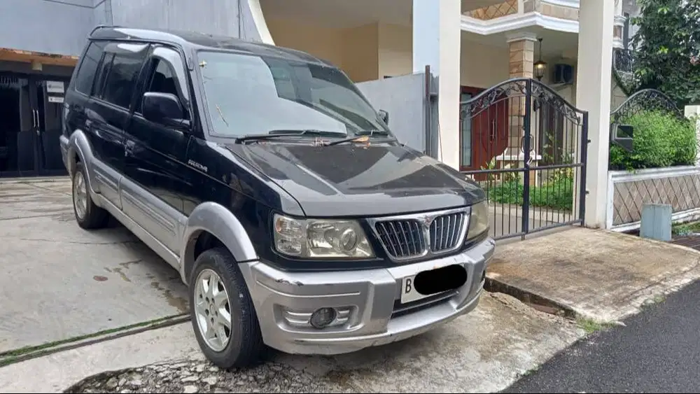 Mitsubishi Kuda 2.0 Grandia Bensin-AT