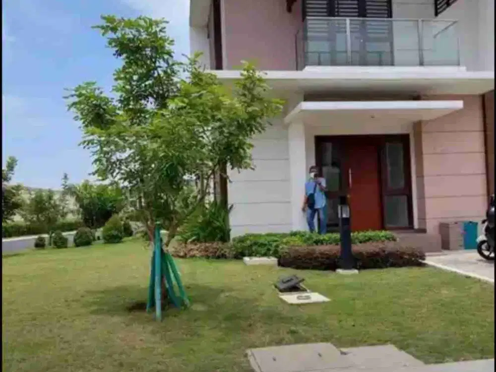 Dijual cepat rumah hook di cluster burgundy,Summarecon Bekasi