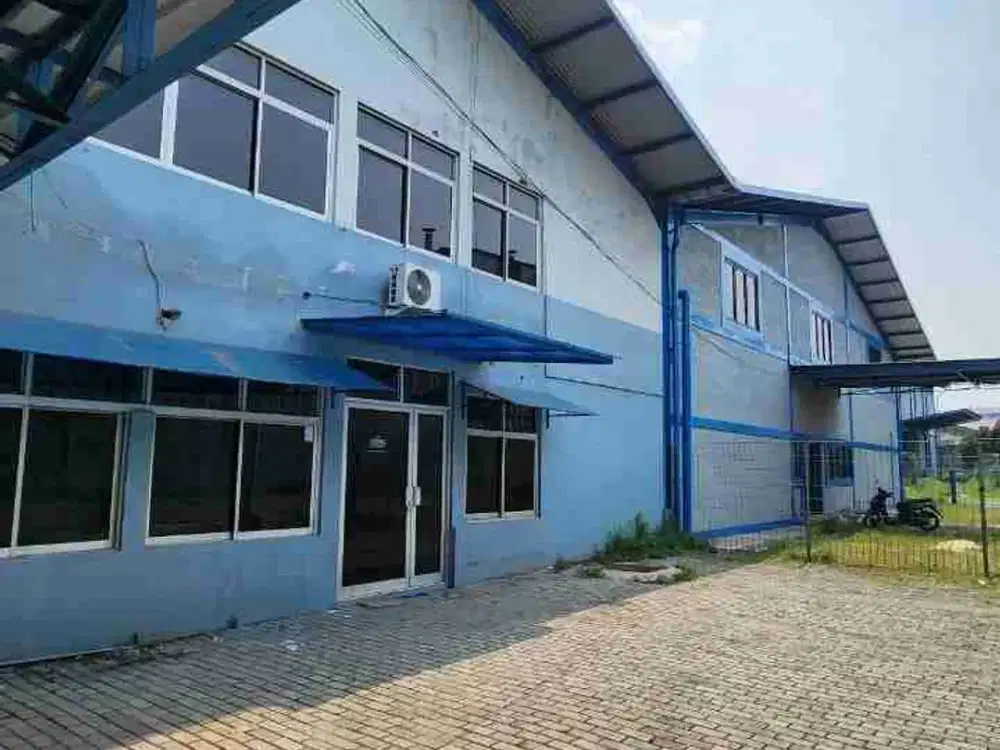 Di sewakan gudang + kantor siap huni di tangerang