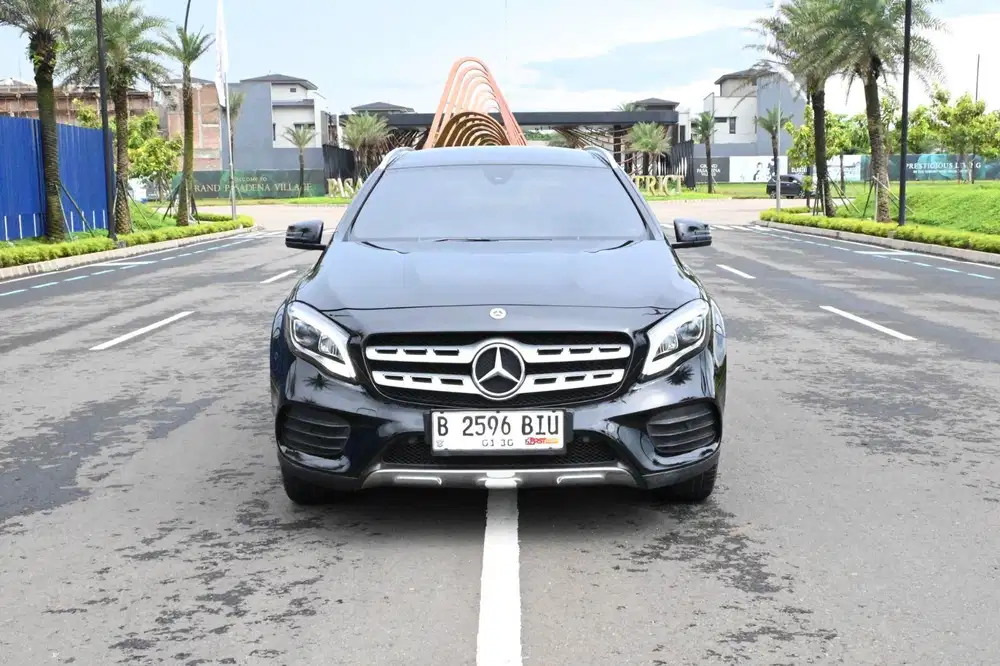 GLA 200 AMG 2019 Black (Low ODO)