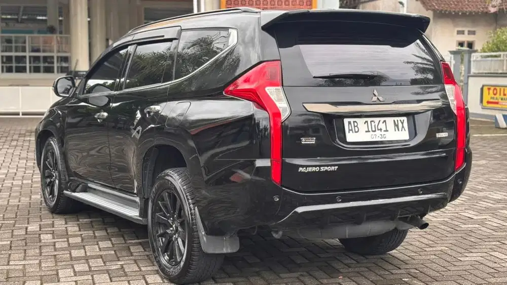 Mitsubishi Pajero Sport Dakar Rockford Fosgate