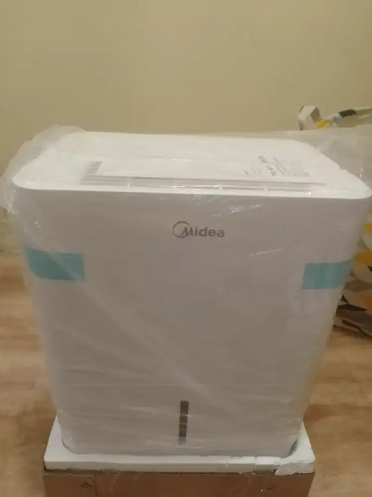 dijual dehumidifier midea 2,3 Juta nego