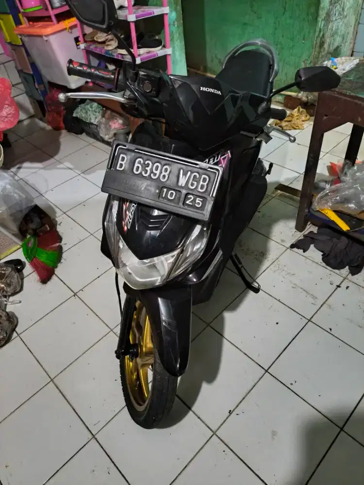 Honda Beat karbu tahun  2012