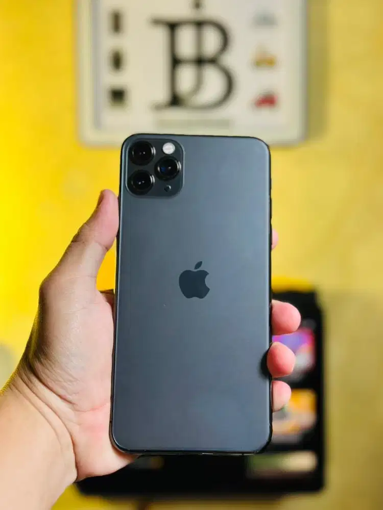 iPhone 11 ProMax Mulus jual cepaat