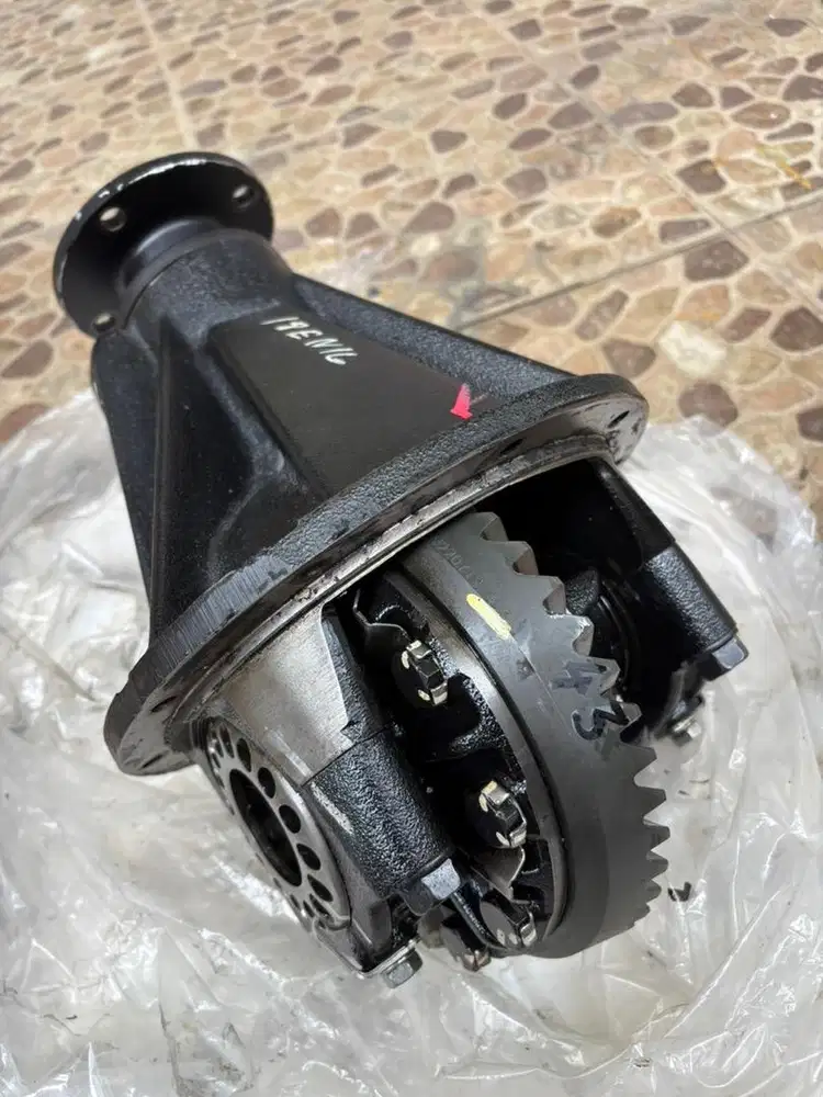 Gardan Innova bensin 2014 original