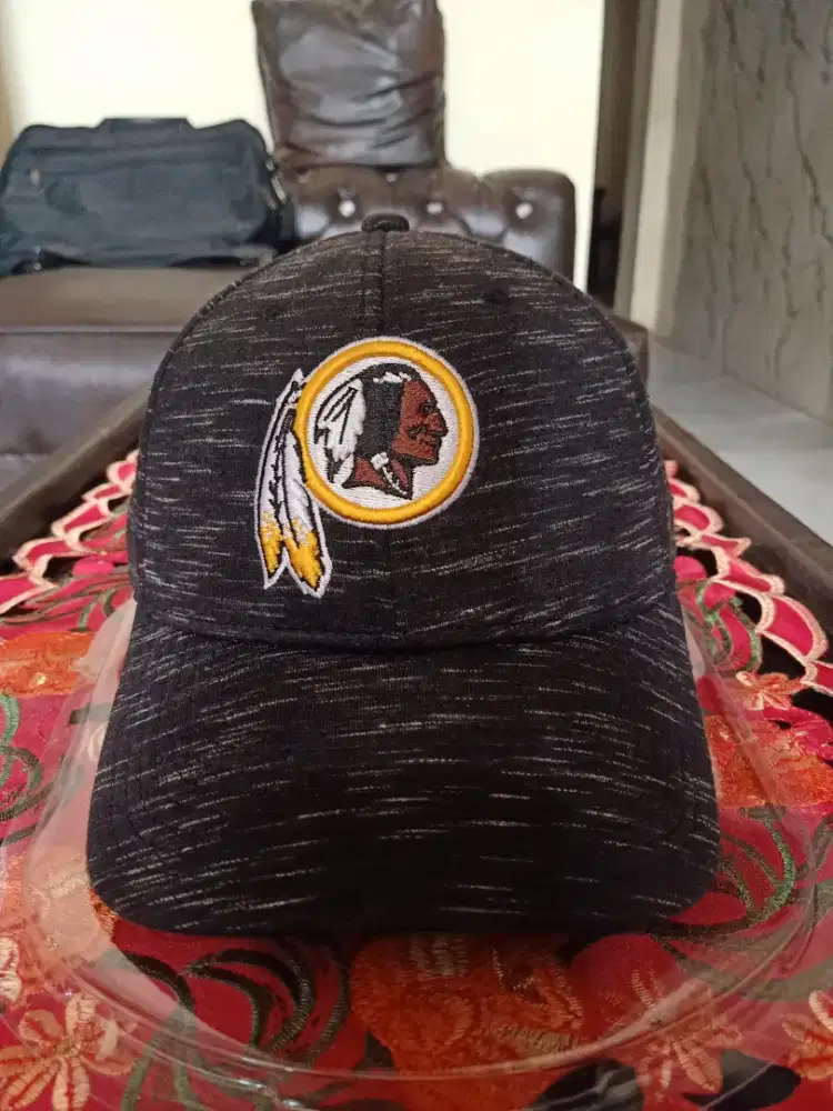 Topi NFL logo indian original