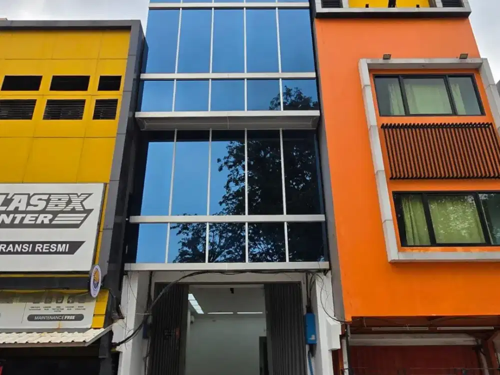 ruko bagus 3lantai dikelapa gading