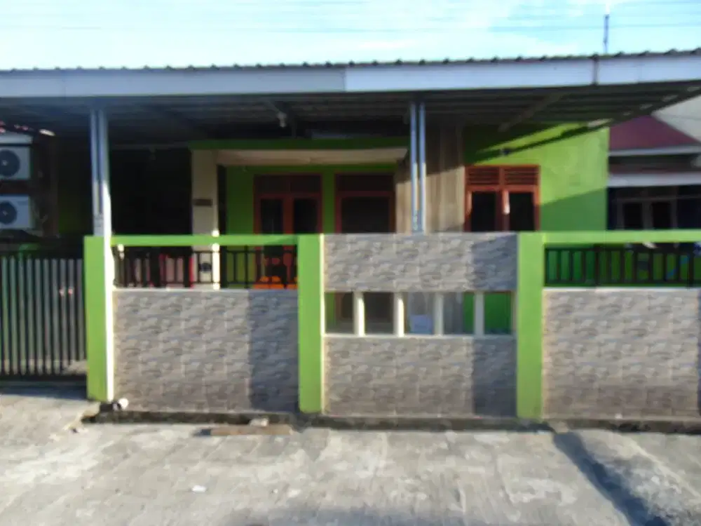 RUMAH CANTIK DIJUAL RUGI