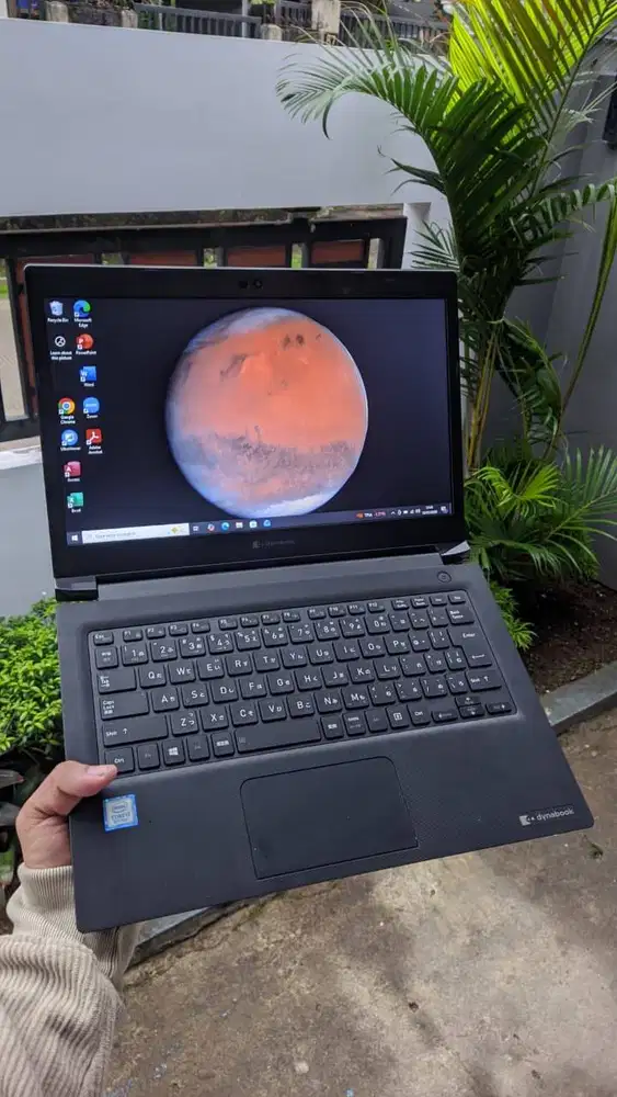 Laptop Kerja Toshiba S73 i3-8130U RAM 8GB SSD 256GB Bergaransi
