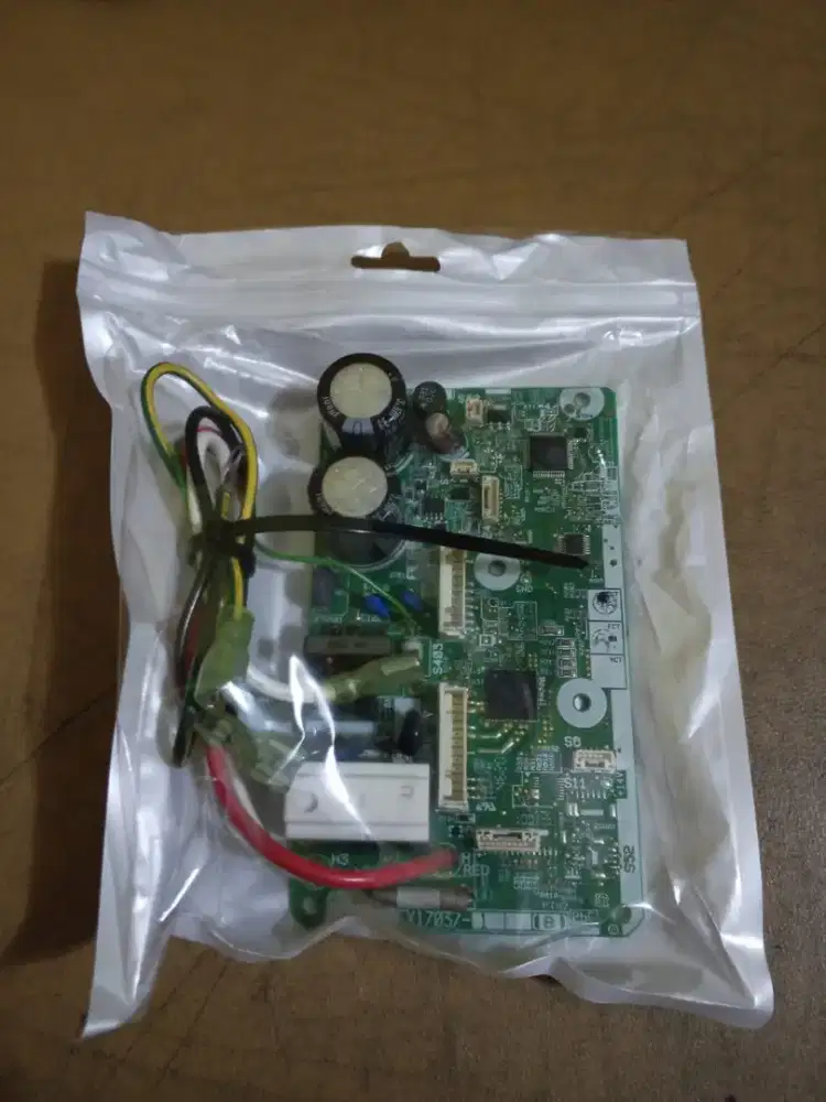 Modul PCB AC Daikin Thailand FTC copotan berfungsi normal