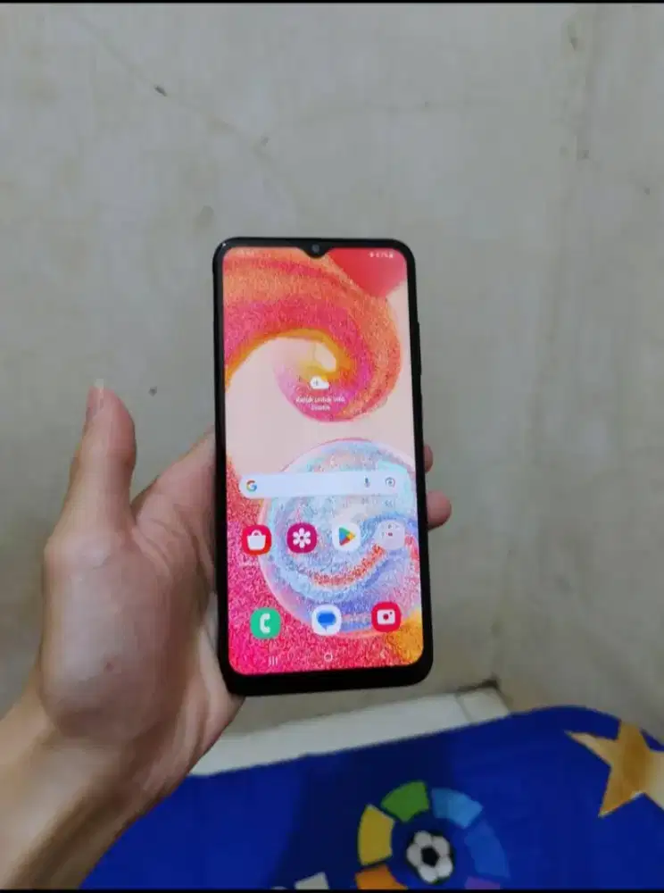 Di jual cepat samsung a04e 3+4/64