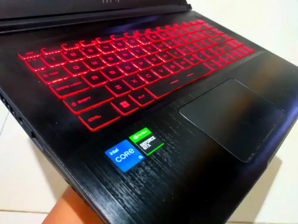 Dijual laptop Gaming MSI GF63 Intel core i5 gen 11 Ram 8GB SSD 512 VGA