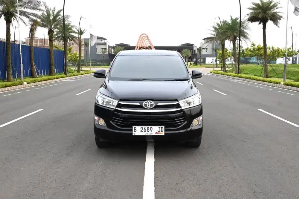 Innova 2.4 V Diesel 2019 Black