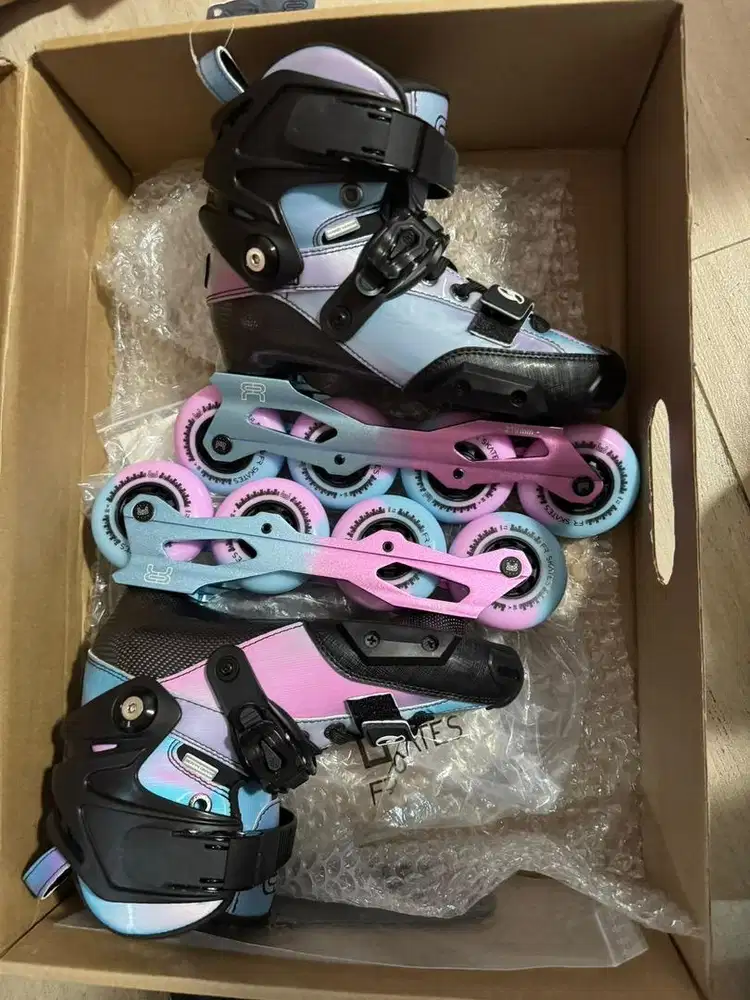 For sale sepatu roda carbon FR