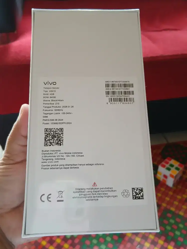 Jual cepat hp vivo y19s..warna glosy black ram 4/64