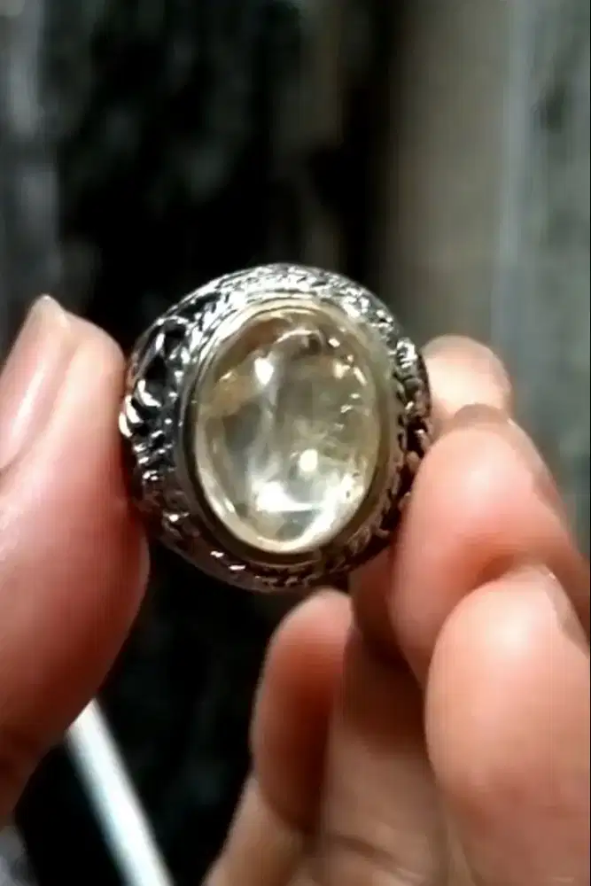 Batu cincin kecubung kuning kalimatan natural