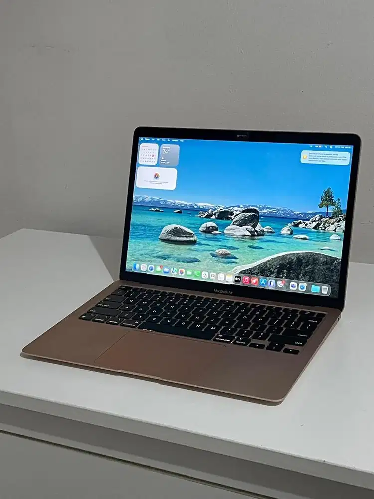 Macbook Air M1 2020 8/256 ex iBox