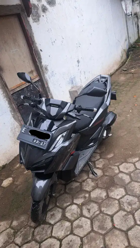 Vario 160 tahun 2022 pemakain pribadi km 21rb