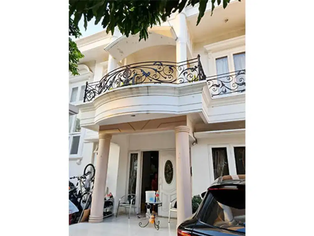 Rumah Dijual Harapan Indah Regency, Bekasi, 2 Lantai, Luas 200