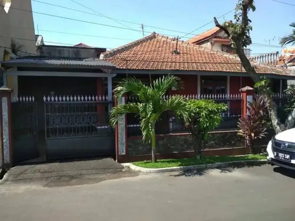 Dijual Rumah Nyaman Terawat Siap Huni Lokasi Strategis di Komplek Pharmindo Cijerah Bandung